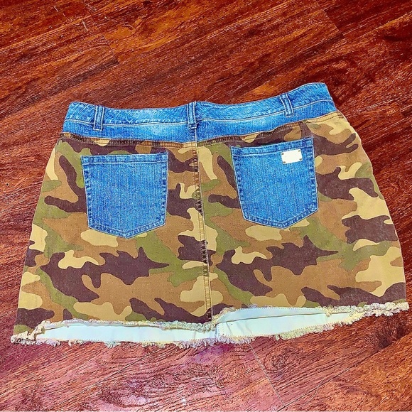 Camouflage Denim Women's Skirt - Picture 3 of 3